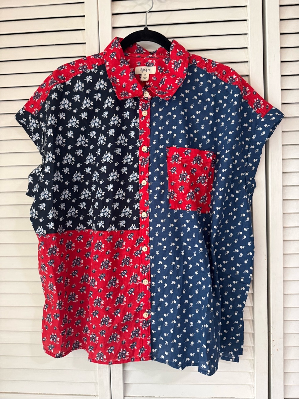 Style and Co Patchwork Floral Button-Up Shirt in Red & Navy sz 2xl